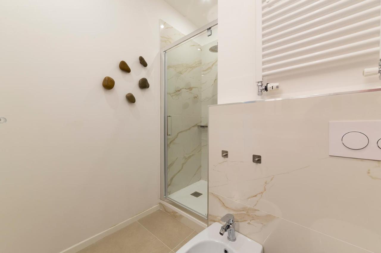 I Host Apartment - Val Strona Milan Extérieur photo