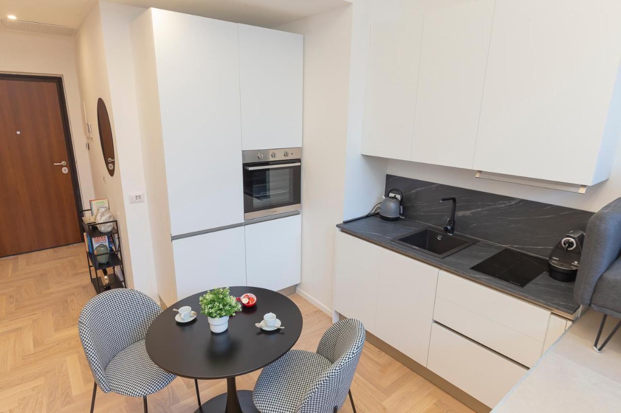 I Host Apartment - Val Strona Milan Extérieur photo
